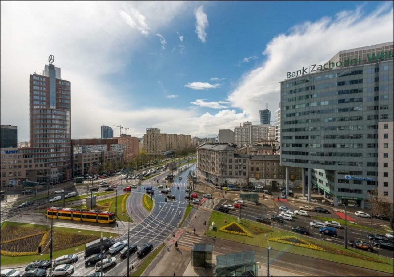 P&O Apartments Dworzec Centralny Varsovia Exterior foto